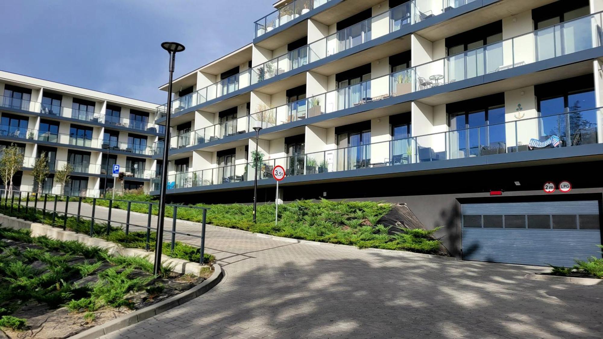 Appartamento Soleggiato Z Basenem Dziwnów Exterior foto